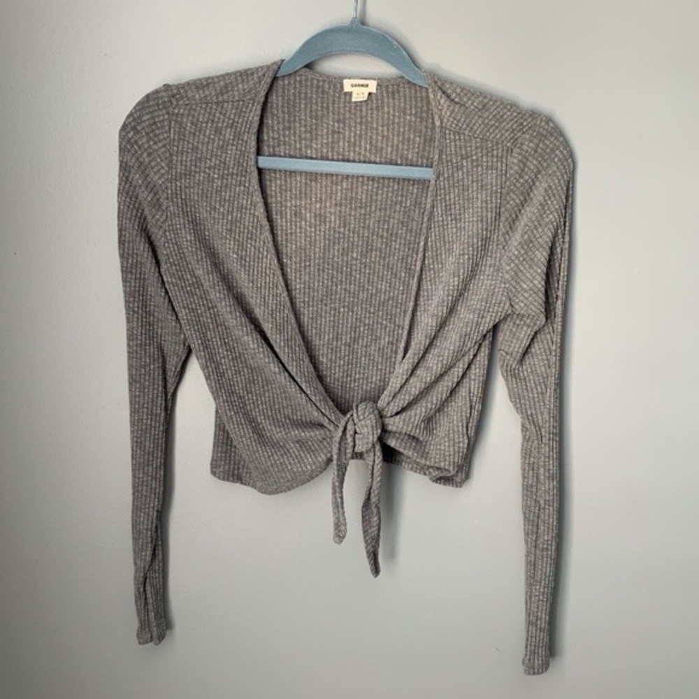 Tie in front garage grey long sleeve